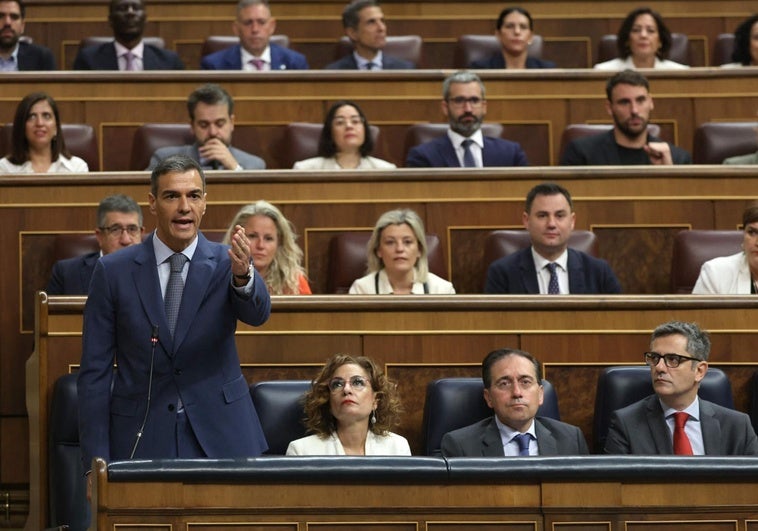 La 'BBC' analiza la situación de Sánchez: «Está luchando por su vida política» La ‘BBC’ analiza la situación de Sánchez: «Está luchando por su vida política»