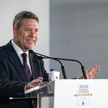 Page recurre al Constitucional el reparto de menas pactado por Sánchez con Junts