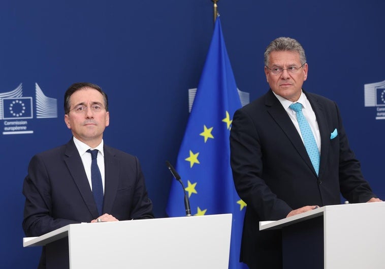 Albares: «Desaparecerá la Verja, el último muro de la Europa Continental» Albares: «Desaparecerá la Verja, el último muro de la Europa Continental»