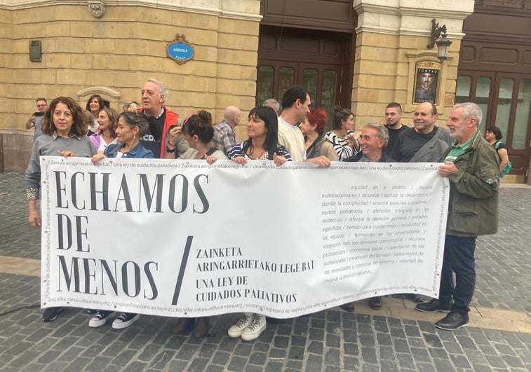 Un médico de cuidados paliativos, amonestado por tratar a una niña de cuatro años fuera de su jornada Un médico de cuidados paliativos, amonestado por tratar a una niña de cuatro años fuera de su jornada
