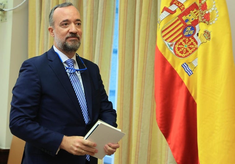 En libertad el ex número dos de Interior con el PP Francisco Martínez, detenido por organización criminal y blanqueo En libertad el ex número dos de Interior con el PP Francisco Martínez, detenido por organización criminal y blanqueo