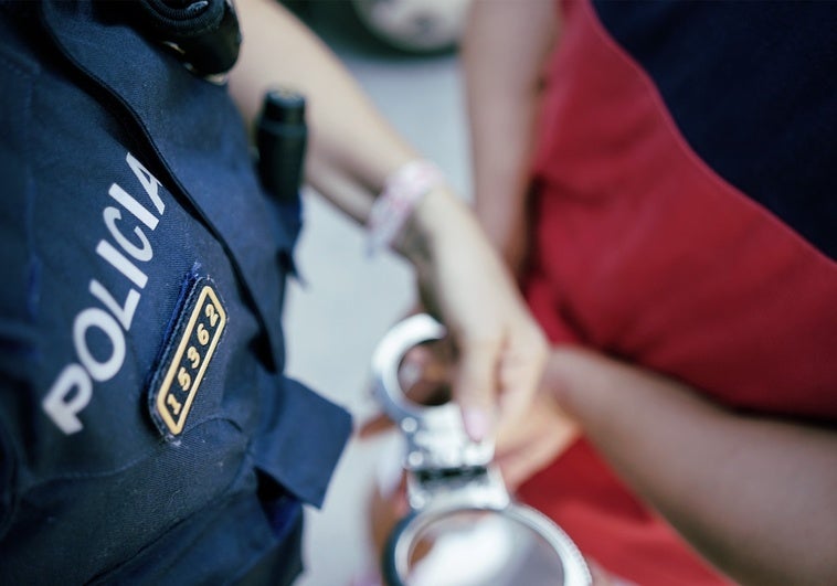 Los Mossos investigan la muerte violenta de un hombre en el barrio de Sant Andreu de Barcelona Los Mossos investigan la muerte violenta de un hombre en el barrio de Sant Andreu de Barcelona