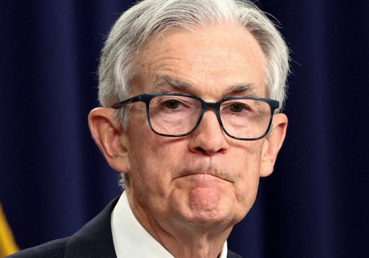 Trump llama «estúpido» a Powell y exige recortes de tipos masivos, pero la Fed los mantiene Trump llama «estúpido» a Powell y exige recortes de tipos masivos, pero la Fed los mantiene