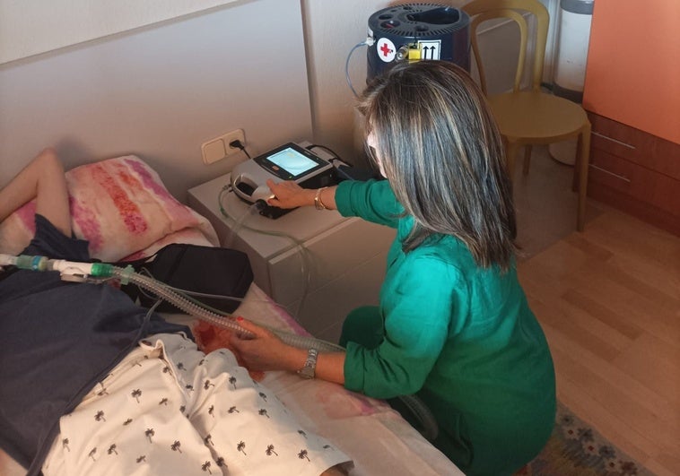 Conectado a una máquina para vivir: «¿Quién cuidará de nuestro hijo cuando ya no estemos aquí?» Conectado a una máquina para vivir: «¿Quién cuidará de nuestro hijo cuando ya no estemos aquí?»