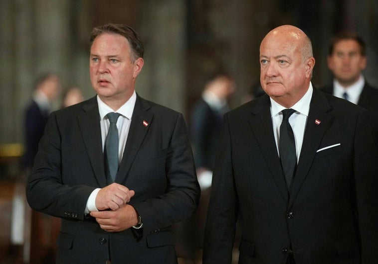 Austria endurece su ley de armas y aumenta la atención psicológica en los colegios tras el tiroteo de Graz Austria endurece su ley de armas y aumenta la atención psicológica en los colegios tras el tiroteo de Graz