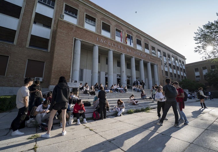 La oferta de empleo de docentes, investigadores y personal de universidades en Madrid crece un 12,6% La oferta de empleo de docentes, investigadores y personal de universidades en Madrid crece un 12,6%