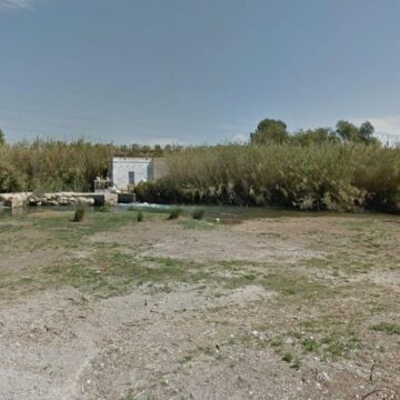 Buscan a un hombre desaparecido mientras se bañaba en el Turia en Valencia