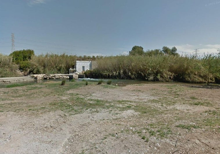 Buscan a un hombre desaparecido mientras se bañaba en el Turia en Valencia Buscan a un hombre desaparecido mientras se bañaba en el Turia en Valencia