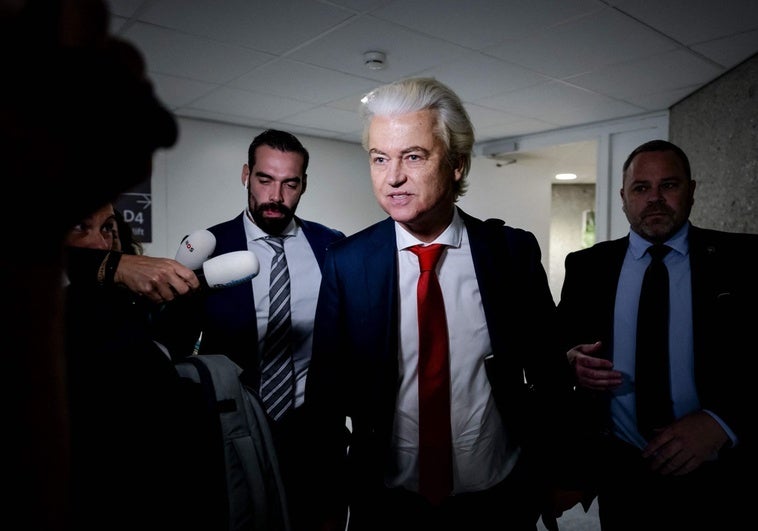 El líder de extrema derecha, Geert Wilders, abandona la coalición y fuerza la dimisión del primer ministro El líder de extrema derecha, Geert Wilders, abandona la coalición y fuerza la dimisión del primer ministro
