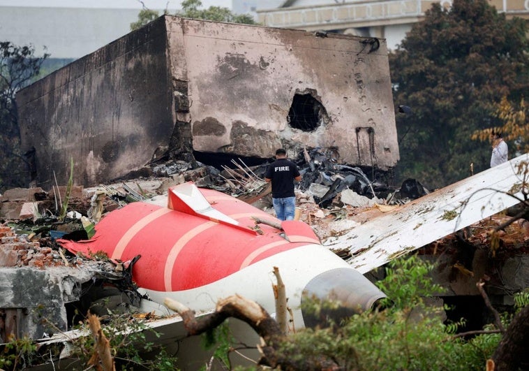 El regulador de aviación civil de Nueva Delhi ordena a Air India destituir a tres funcionarios El regulador de aviación civil de Nueva Delhi ordena a Air India destituir a tres funcionarios