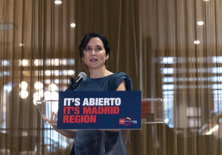 Ayuso: «Al mundo le ha quedado hoy claro que el Gobierno va como pollo sin cabeza» Ayuso: «Al mundo le ha quedado hoy claro que el Gobierno va como pollo sin cabeza»
