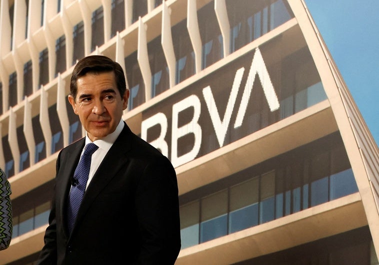 BBVA advierte al Gobierno con la vía judicial si le impone más condiciones en la opa sobre el Sabadell BBVA advierte al Gobierno con la vía judicial si le impone más condiciones en la opa sobre el Sabadell