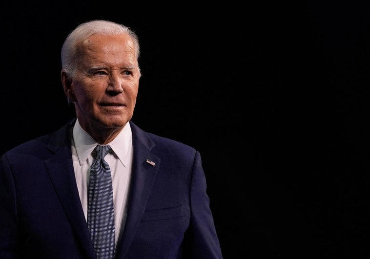 La última teoría conspiradora compartida por Trump: Biden fue asesinado en 2020 y ahora es un robot La última teoría conspiradora compartida por Trump: Biden fue asesinado en 2020 y ahora es un robot