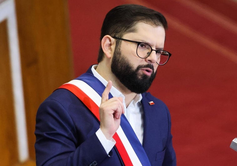 Boric, en su última cuenta al país, defiende logros «solo posibles en un gobierno progresista» Boric, en su última cuenta al país, defiende logros «solo posibles en un gobierno progresista»