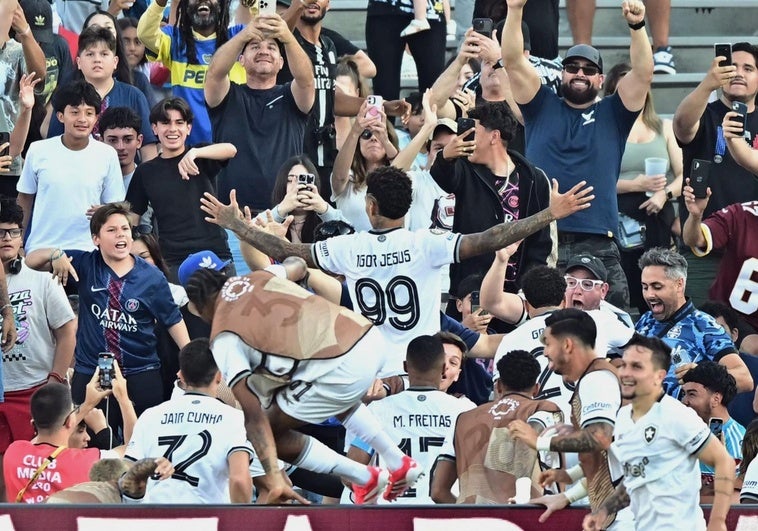 El Atlético se asoma al abismo: Botafogo obra el milagro ante el PSG y obliga a una machada rojiblanca El Atlético se asoma al abismo: Botafogo obra el milagro ante el PSG y obliga a una machada rojiblanca