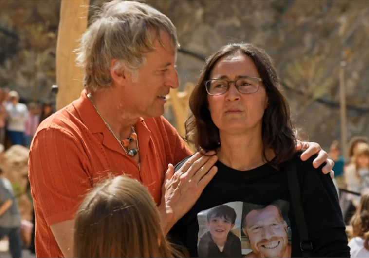 El pueblo afectado por la dana que visitó Jesús Calleja y su conmovedor homenaje a un niño fallecido El pueblo afectado por la dana que visitó Jesús Calleja y su conmovedor homenaje a un niño fallecido