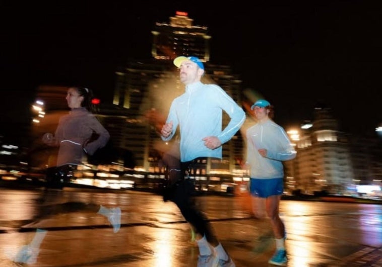 Maratón Nocturna de Madrid: horario, recorrido y cortes de tráfico previstos por la carrera este sábado Maratón Nocturna de Madrid: horario, recorrido y cortes de tráfico previstos por la carrera este sábado