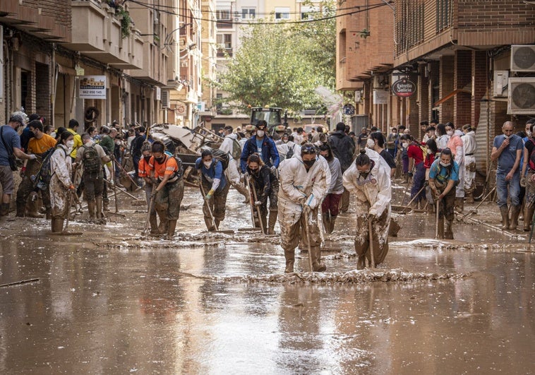 La Fiscalía traslada al juzgado la filtración de una llamada entre la Aemet y el 112 el día de la dana La Fiscalía traslada al juzgado la filtración de una llamada entre la Aemet y el 112 el día de la dana