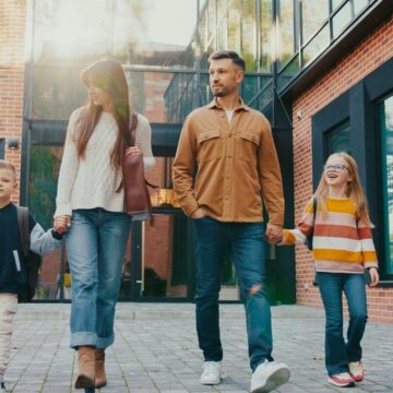 «Hay mensajes que debemos evitar cuando nuestro hijo cambia de etapa escolar»