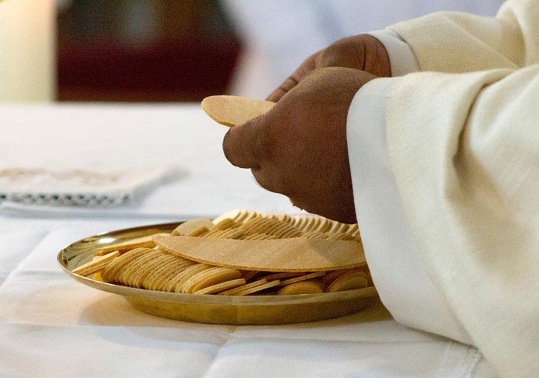Detenido un sacerdote de la zona de Sarria (Lugo) por supuesta agresión sexual a una menor Detenido un sacerdote de la zona de Sarria (Lugo) por supuesta agresión sexual a una menor
