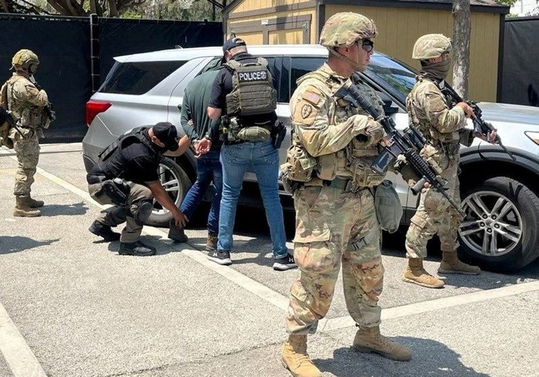 La Administración Trump implica a los militares en las redadas contra inmigrantes en Los Ángeles La Administración Trump implica a los militares en las redadas contra inmigrantes en Los Ángeles