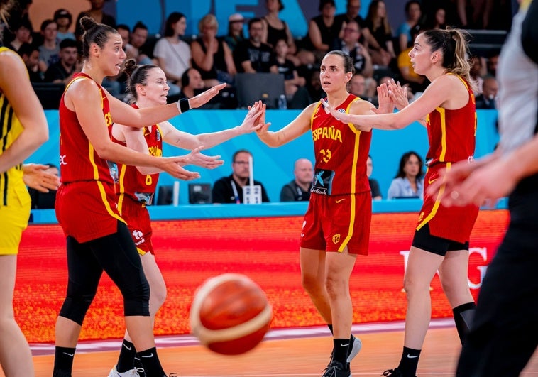 España gana a Suecia en la prórroga y pasa como primera de grupo España gana a Suecia en la prórroga y pasa como primera de grupo