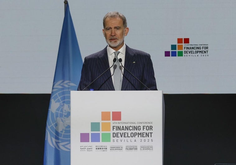 El Rey invita a crear «una hoja de ruta» ante la «falta de financiación» de la cooperación al desarrollo El Rey invita a crear «una hoja de ruta» ante la «falta de financiación» de la cooperación al desarrollo