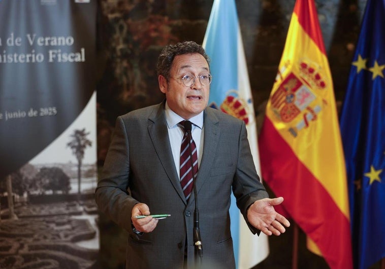 La Fiscalía solicita archivar la causa contra García Ortiz y acusa al Supremo de apuntar a Moncloa «sin sustrato probatorio» La Fiscalía solicita archivar la causa contra García Ortiz y acusa al Supremo de apuntar a Moncloa «sin sustrato probatorio»