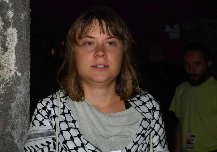 Greta Thunberg y un actor de 'Juego de Tronos', entre la tripulación de un barco que lleva ayuda a Gaza Greta Thunberg y un actor de ‘Juego de Tronos’, entre la tripulación de un barco que lleva ayuda a Gaza