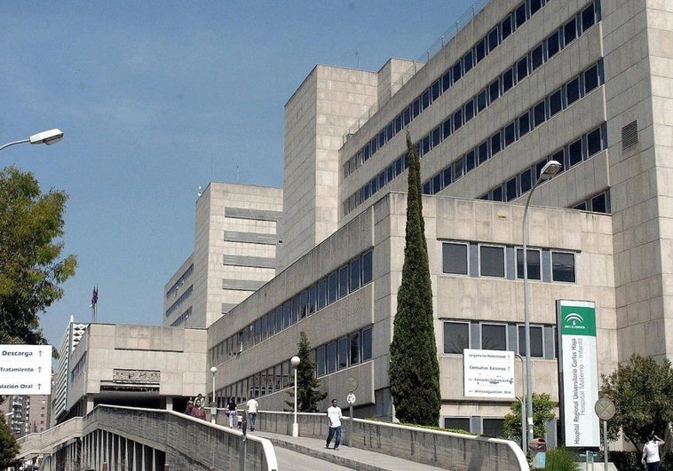 Un bebé de 13 meses, en estado crítico tras sufrir un ahogamiento en la bañera de su casa en Málaga Un bebé de 13 meses, en estado crítico tras sufrir un ahogamiento en la bañera de su casa en Málaga