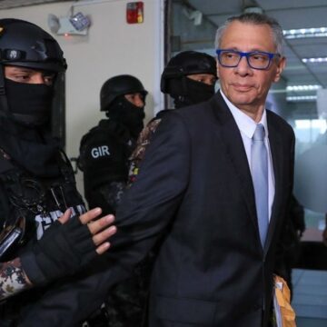 La Fiscalía ecuatoriana acusa a Jorge Glas de causar un perjuicio a la nación de 190 millones de euros