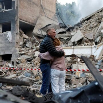 Un nuevo bombardeo ruso deja al menos 14 muertos en Kiev y 44 heridos