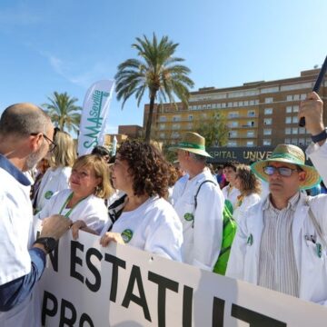 Los médicos, contra el estatuto marco: «Si esto sigue así y hay más huelgas, iré a todas ellas»