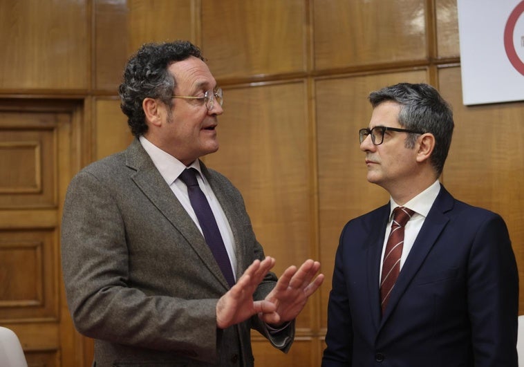 El CGPJ reprocha a Bolaños que su reforma del Estatuto fiscal no prohíba al Gobierno dar órdenes «de ningún tipo» al fiscal general El CGPJ reprocha a Bolaños que su reforma del Estatuto fiscal no prohíba al Gobierno dar órdenes «de ningún tipo» al fiscal general