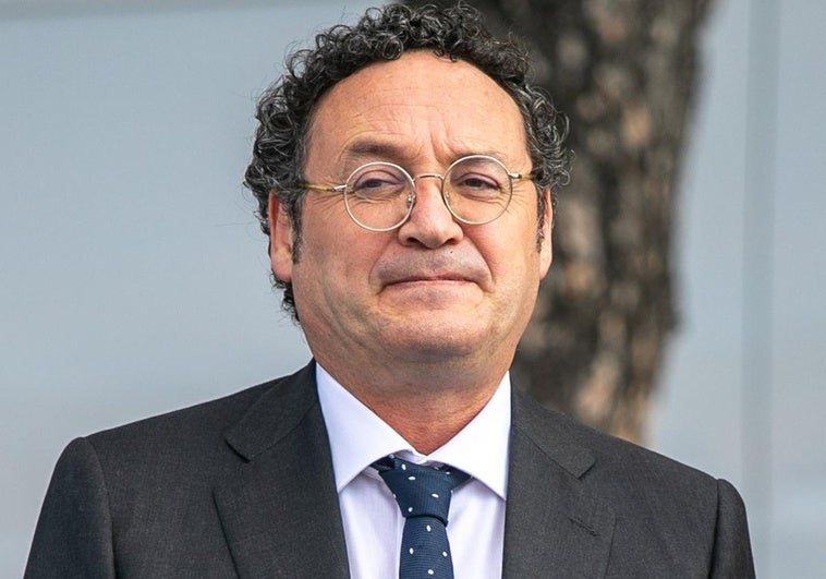 El magistrado señala que García Ortiz recibió indicaciones «de Presidencia del Gobierno» con el fin de «ganar el relato» El magistrado señala que García Ortiz recibió indicaciones «de Presidencia del Gobierno» con el fin de «ganar el relato»