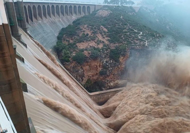 El Gobierno admite la falta de sirenas en la presa de Forata y obras hidráulicas sin ejecutar desde hace décadas El Gobierno admite la falta de sirenas en la presa de Forata y obras hidráulicas sin ejecutar desde hace décadas