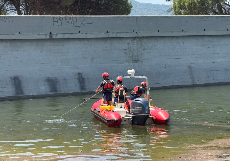 Localizado en el Pantano de San Juan el cuerpo del joven de 24 años desaparecido este sábado Localizado en el Pantano de San Juan el cuerpo del joven de 24 años desaparecido este sábado