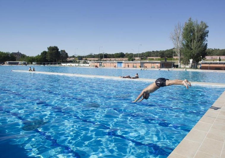 Entradas gratis en las piscinas de Madrid: quiénes pueden entrar sin pagar durante todo el verano Entradas gratis en las piscinas de Madrid: quiénes pueden entrar sin pagar durante todo el verano