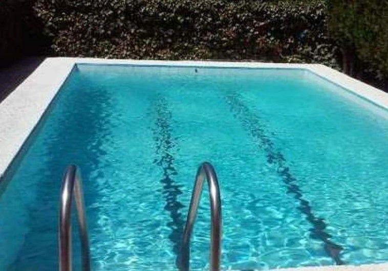 Muere un niño de 12 años ahogado en una piscina en Mijas Muere un niño de 12 años ahogado en una piscina en Mijas