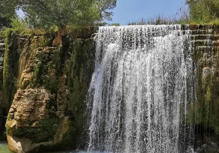 Muere ahogado un joven de 22 años en un popular salto de una poza en Huesca Muere ahogado un joven de 22 años en un popular salto de una poza en Huesca