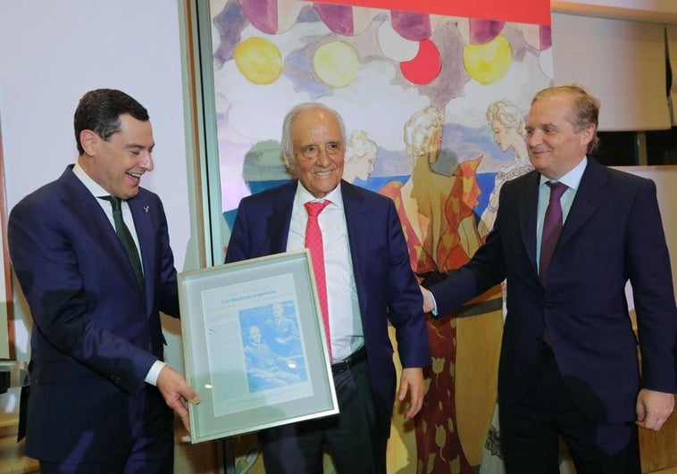 Raúl del Pozo recibe el XXV Romero Murube, un premio al periodismo libre frente al sectarismo Raúl del Pozo recibe el XXV Romero Murube, un premio al periodismo libre frente al sectarismo