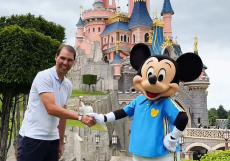 La despedida más emocionante de Rafa Nadal en París: de la ovación de Roland Garros a la visita familiar a Disneylandia La despedida más emocionante de Rafa Nadal en París: de la ovación de Roland Garros a la visita familiar a Disneylandia