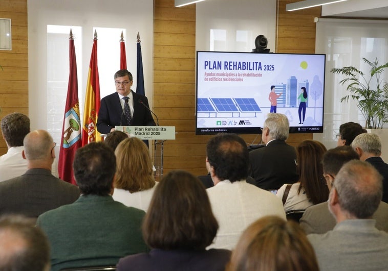 Plan Rehabilita 2025: llegará a 14.000 familias y ayudará a renovar las puertas de los garajes Plan Rehabilita 2025: llegará a 14.000 familias y ayudará a renovar las puertas de los garajes