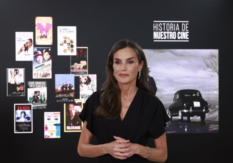 La Reina felicita a 'Historia de nuestro cine': «Ante la pantalla brillante del cine nunca estamos solos» La Reina felicita a ‘Historia de nuestro cine’: «Ante la pantalla brillante del cine nunca estamos solos»