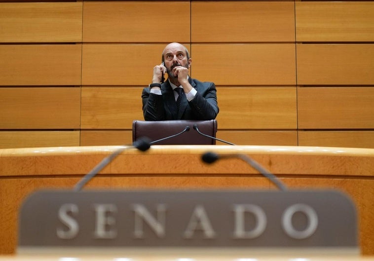 El Senado concluye que el hackeo a varios senadores se hizo para acceder a una plaza laboral y consultar las vacaciones El Senado concluye que el hackeo a varios senadores se hizo para acceder a una plaza laboral y consultar las vacaciones