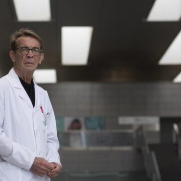 Rafael Rosell: «Los oncólogos médicos se limitan a seguir los ensayos clínicos, si no hay patrocinador no investigan»