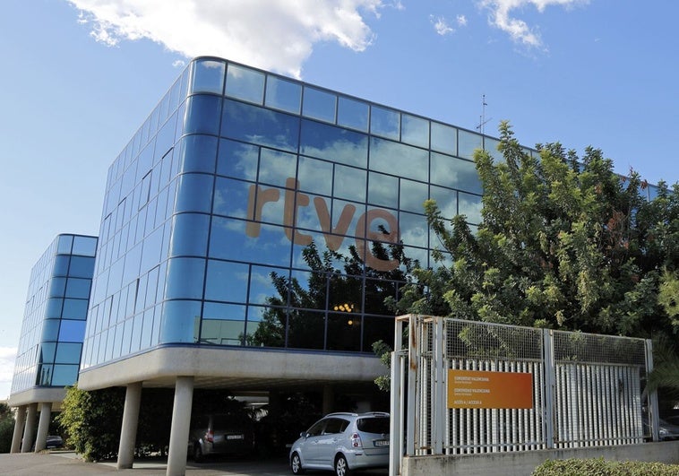 Dimite en bloque la cúpula de RTVE en Valencia Dimite en bloque la cúpula de RTVE en Valencia