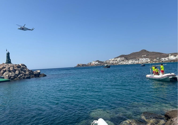 Rescatan y trasladan a Valencia a una británica desaparecida seis días en un barco a la deriva en Formentera Rescatan y trasladan a Valencia a una británica desaparecida seis días en un barco a la deriva en Formentera