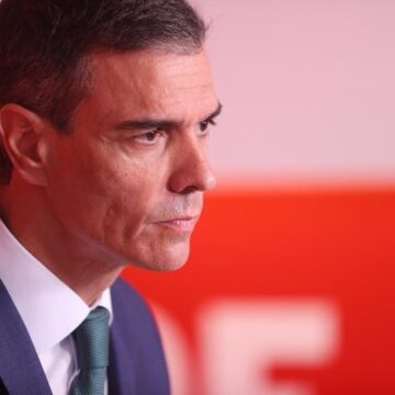 SÁNCHEZ SE DEFIENDE ACUSANDO AL PP DE CORRUPCIÓN