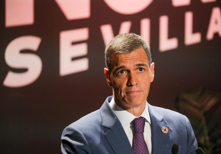 Sánchez resetea al PSOE consultando a su entorno político y personal Sánchez resetea al PSOE consultando a su entorno político y personal
